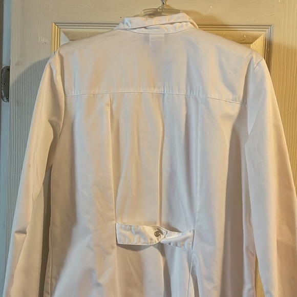 Cherokee Lab Coat - Picture 3 of 5